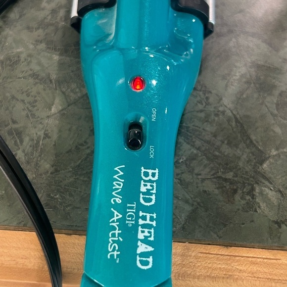 Bed Head Tourmaline Wave Artist Deep Waver Combat Frizz Add Shine WORKS BH305 - Picture 5 of 13